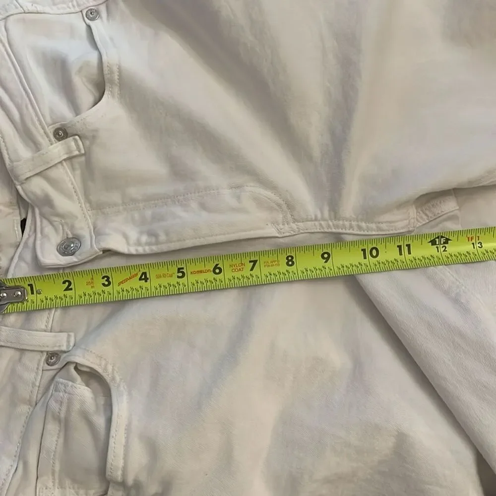 American Eagle White Denim Mom Jeans Womens Size 10